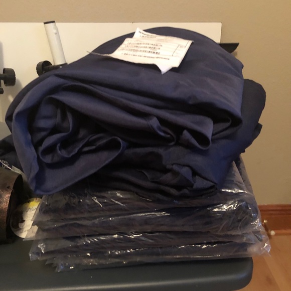 NIB Navy Blue Event Linens/Tablecloth’s - Picture 7 of 10
